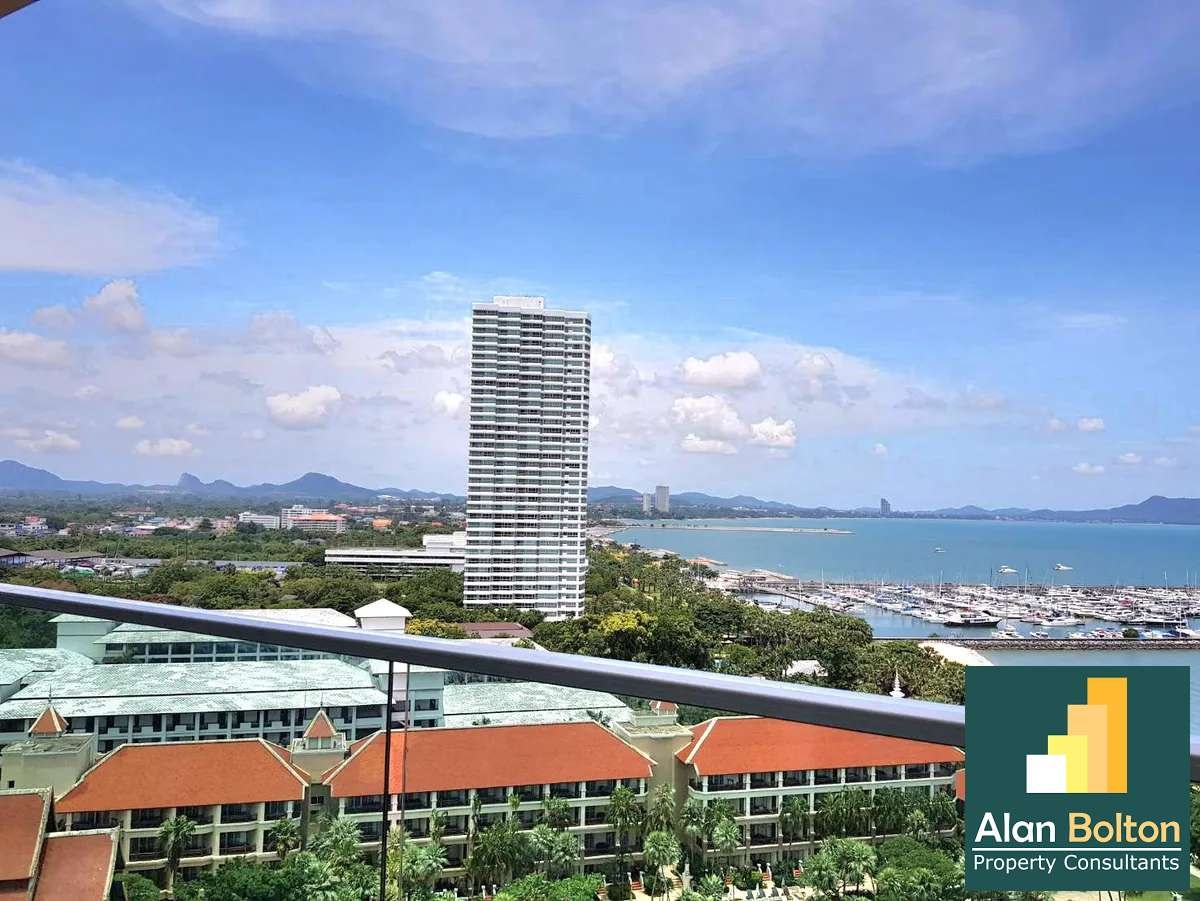 Beachfront 2 bedrooms 2 bathrooms in Movenpick White Sand Residence for SALE photo 5