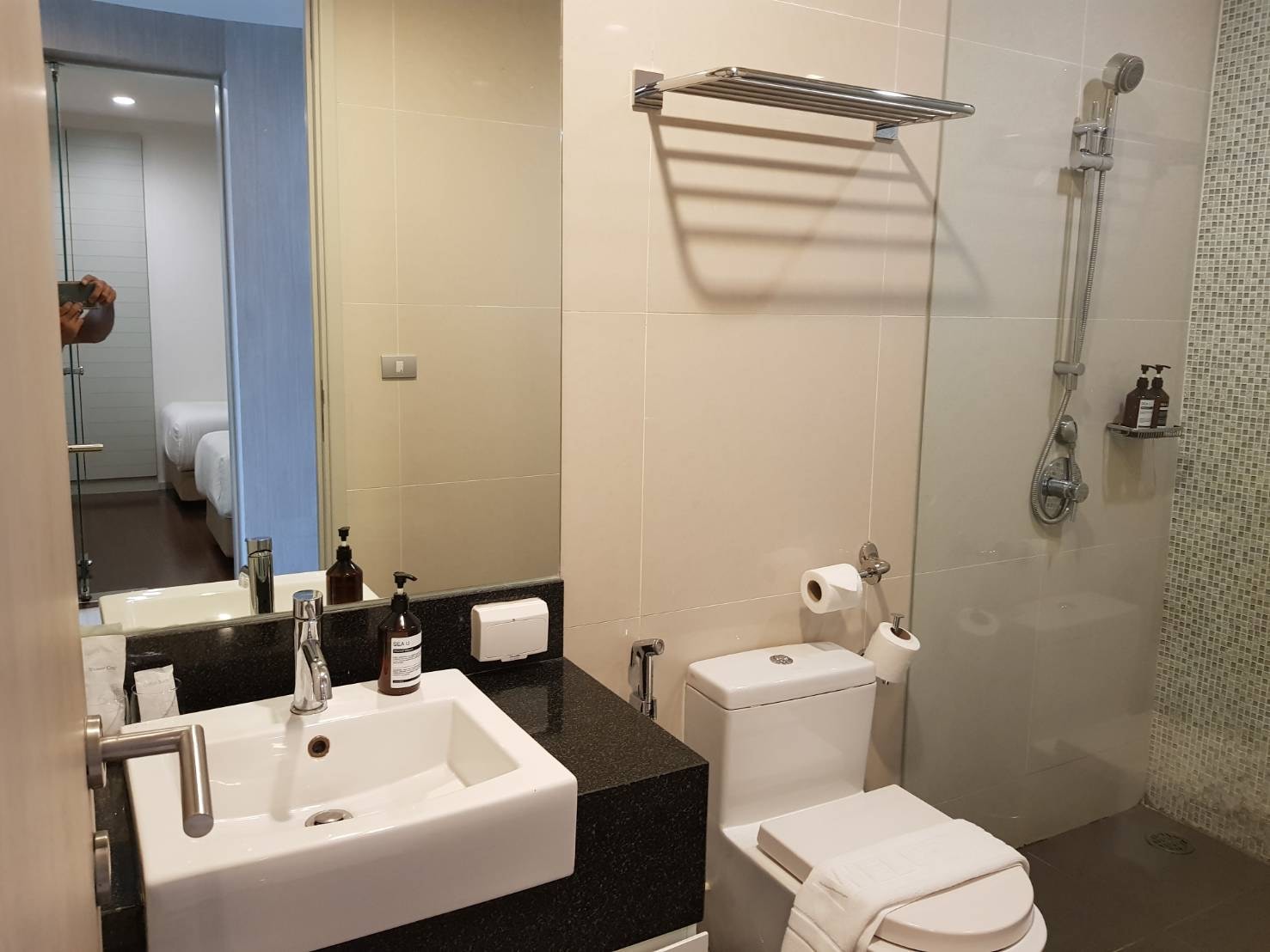 Beachfront 2 bedrooms 2 bathrooms in Movenpick White Sand Residence for SALE photo 38