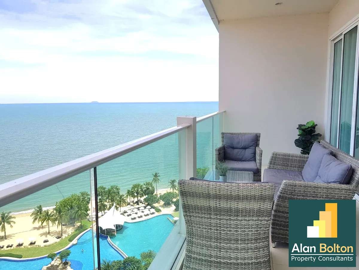Beachfront 2 bedrooms 2 bathrooms in Movenpick White Sand Residence for SALE photo 2
