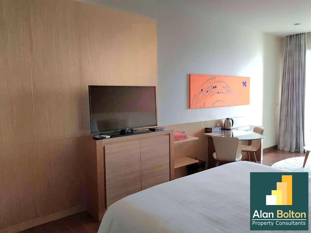 Beachfront studio 1 bathroom in Movenpick White Sand Residence for SALE photo 11