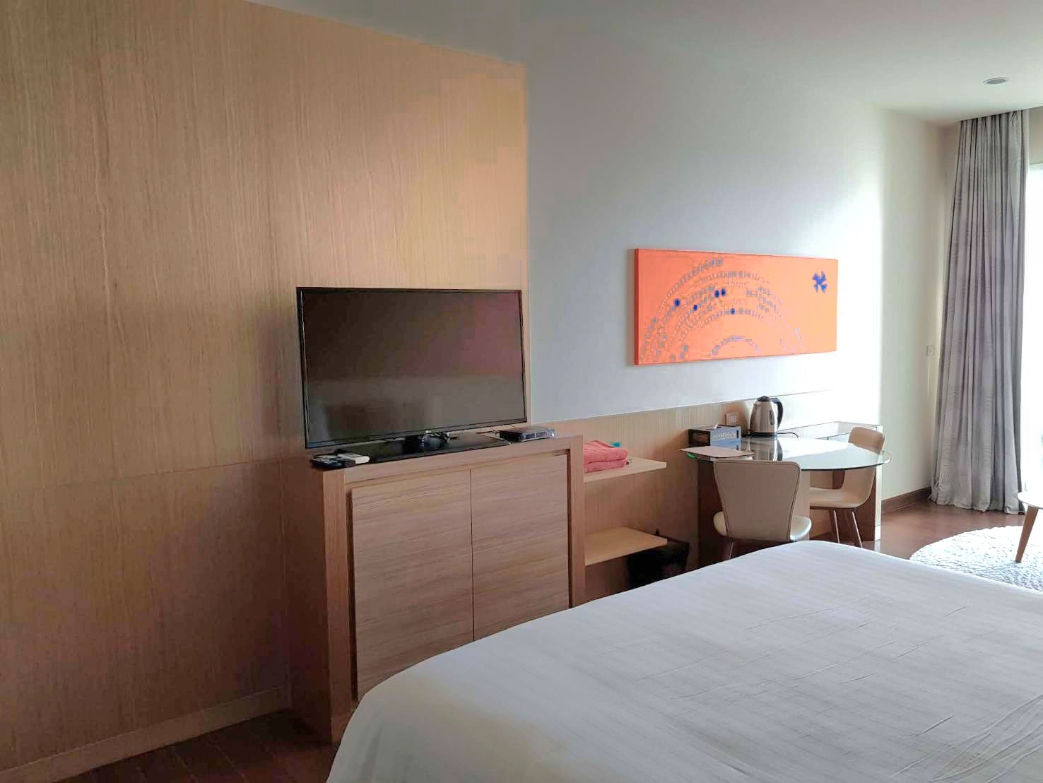 Beachfront studio 1 bathroom in Movenpick White Sand Residence for SALE photo 17