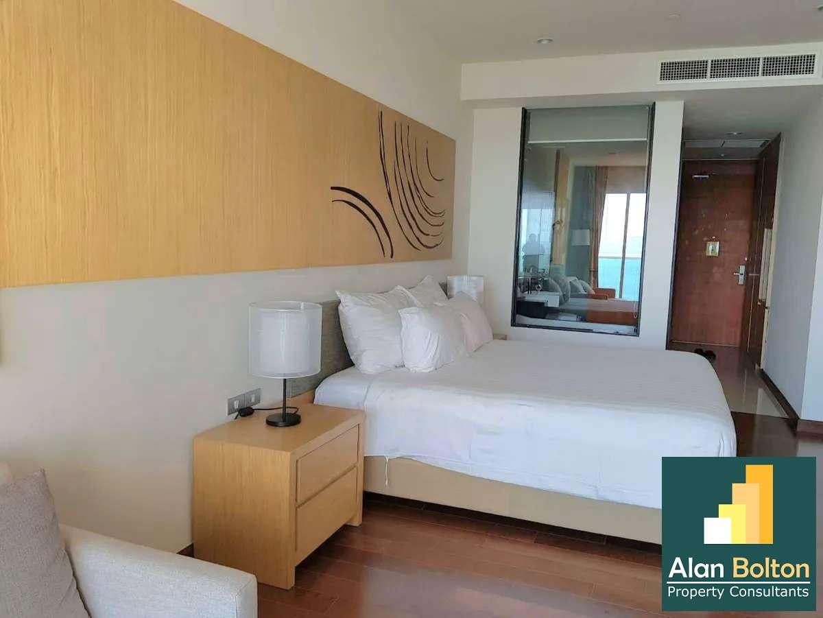 Beachfront studio 1 bathroom in Movenpick White Sand Residence for SALE photo 10