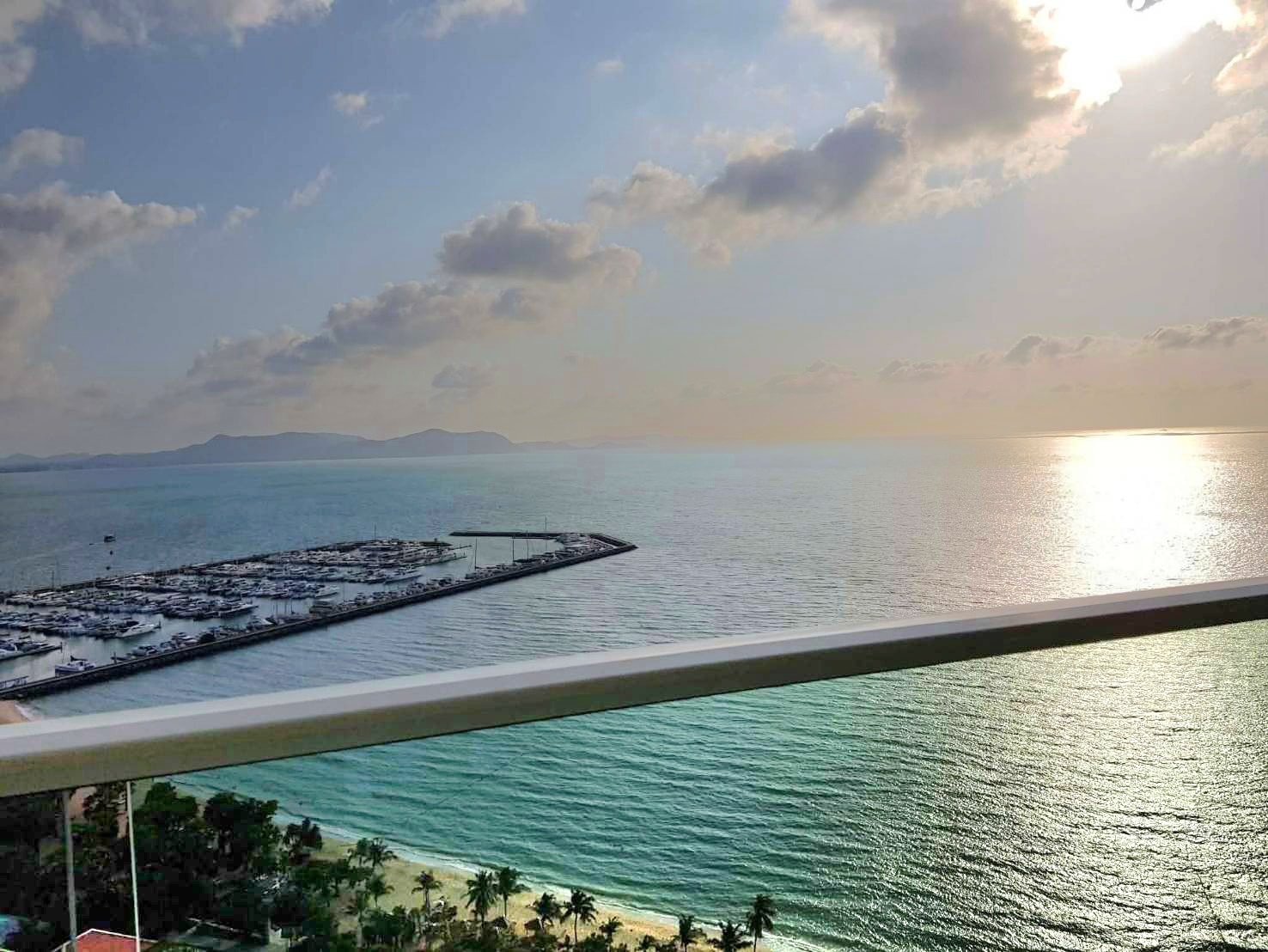 Beachfront studio 1 bathroom in Movenpick White Sand Residence for SALE photo 25