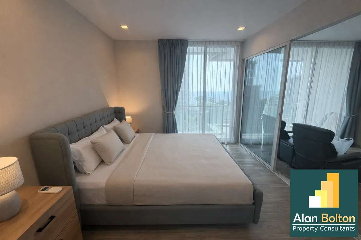 Reduced by 1M Baht this One Bedroom Sea View Unit in Sought After Wongamat Condominium photo 2