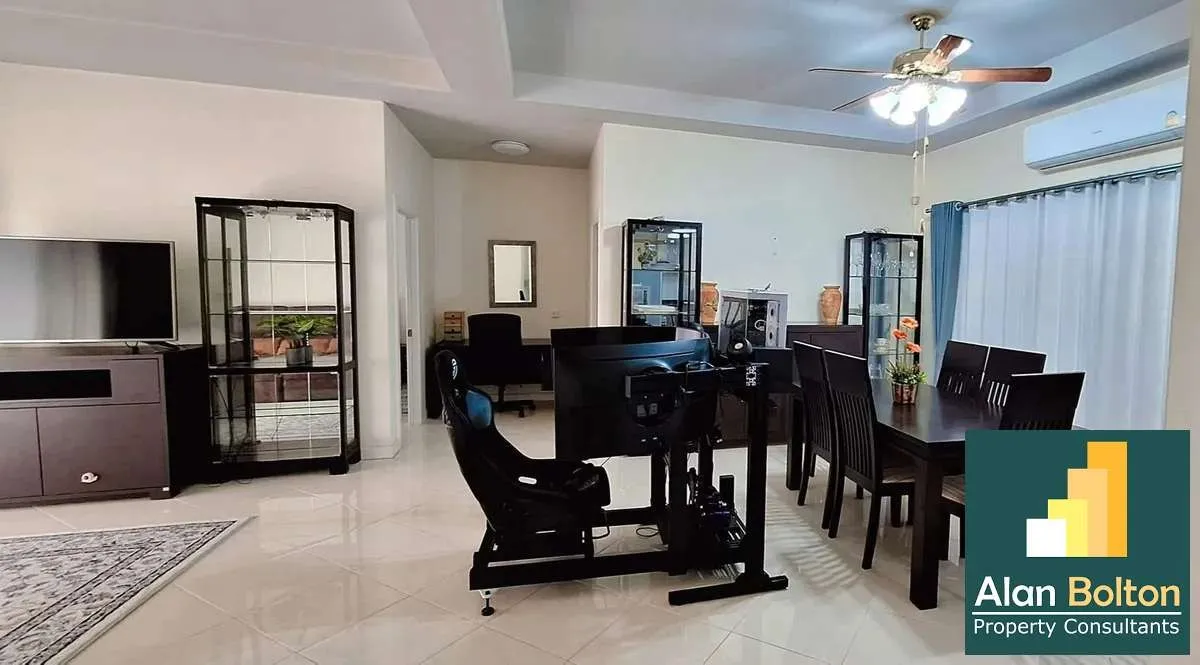 House For rent In Soi Siam Country Club photo 2