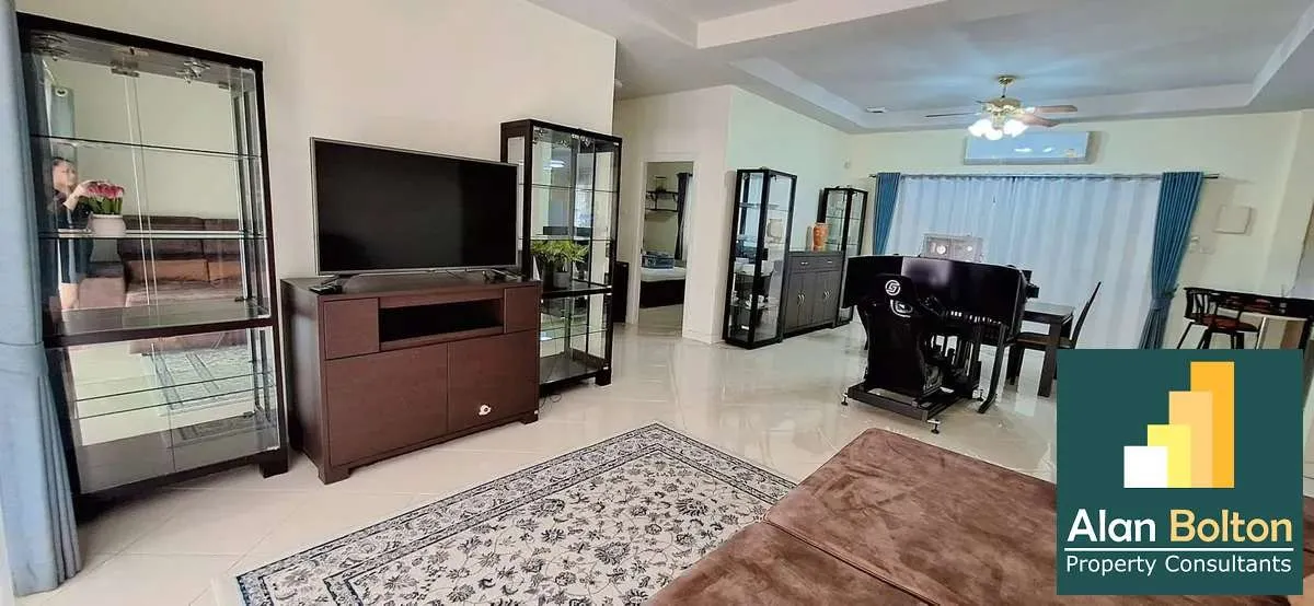House For rent In Soi Siam Country Club photo 9