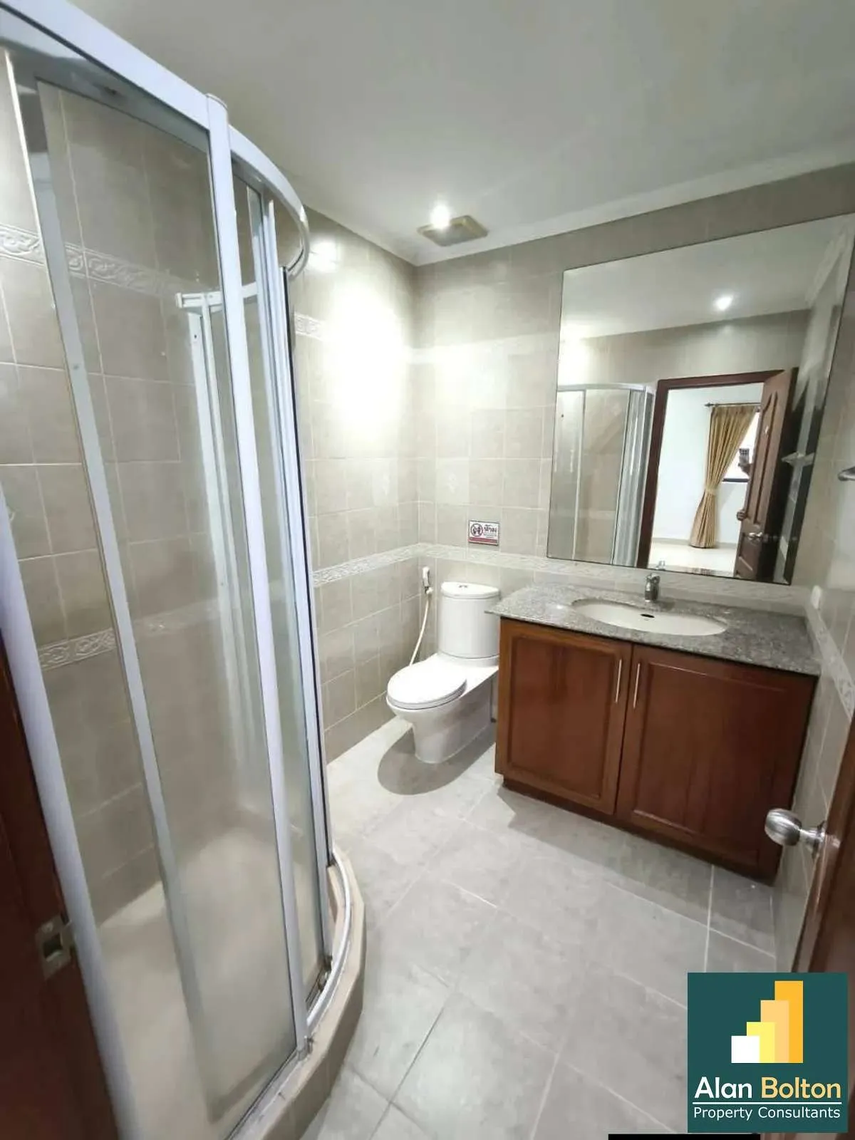 Townhouse 2 bedrooms 3 bathrooms in Pratamnak for RENT photo 13
