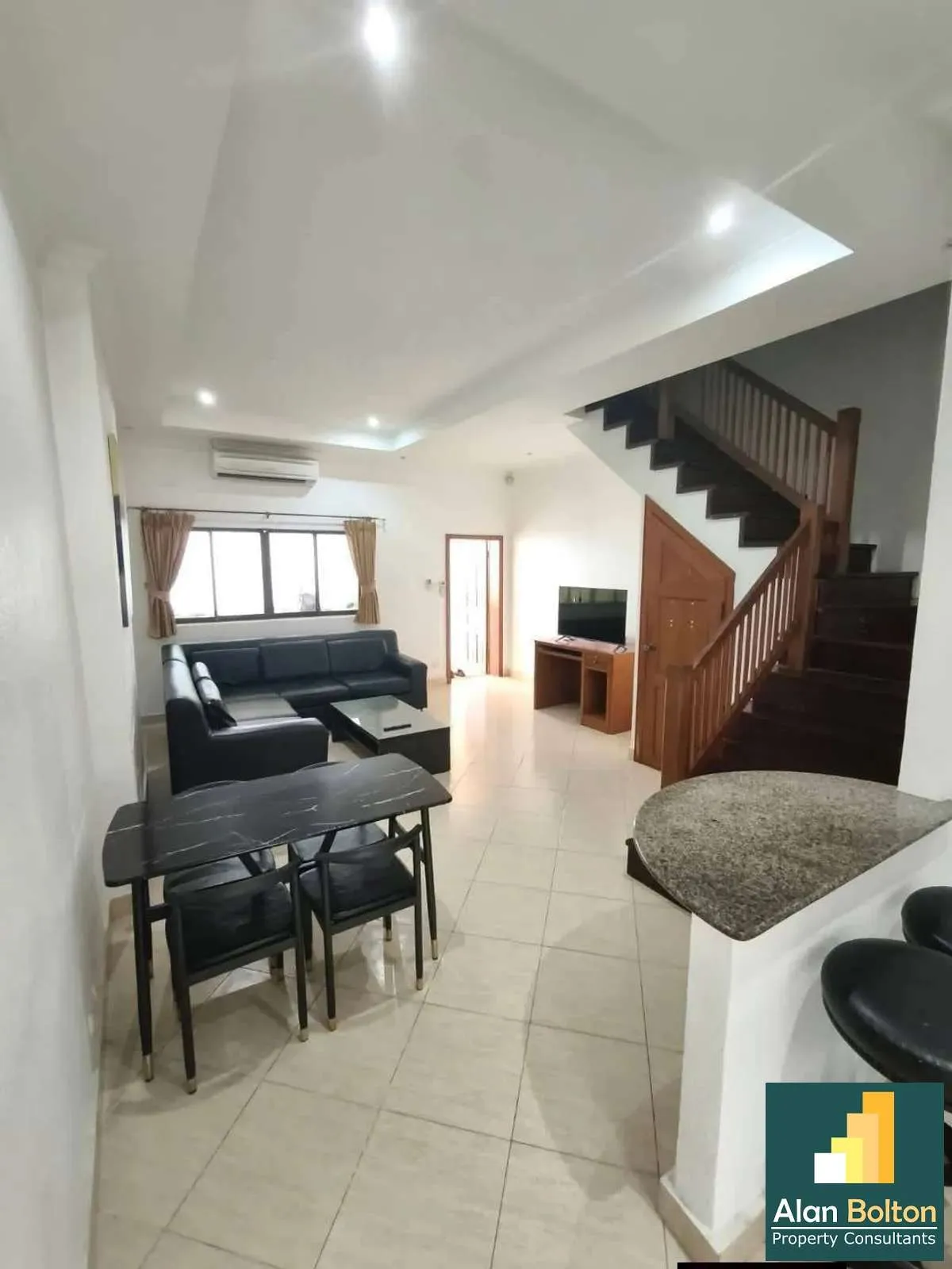 Townhouse 2 bedrooms 3 bathrooms in Pratamnak for RENT photo 7
