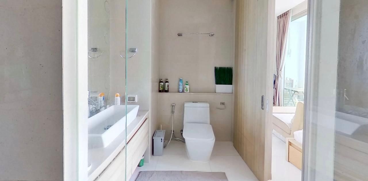 Well Appointed Studio in Wongamat for Sale photo 13