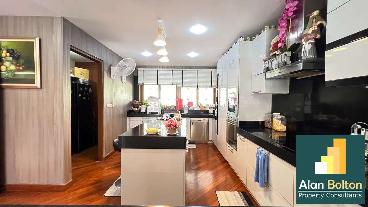 Pool Villa 4 Bedrooms 5 Bathrooms For Sale In Pheonix Glof Club photo 25
