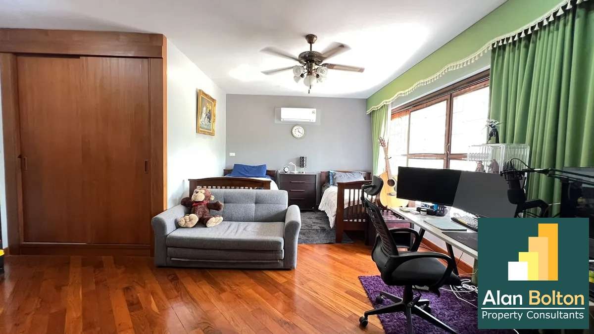 Pool Villa 4 Bedrooms 5 Bathrooms For Sale In Pheonix Glof Club photo 9