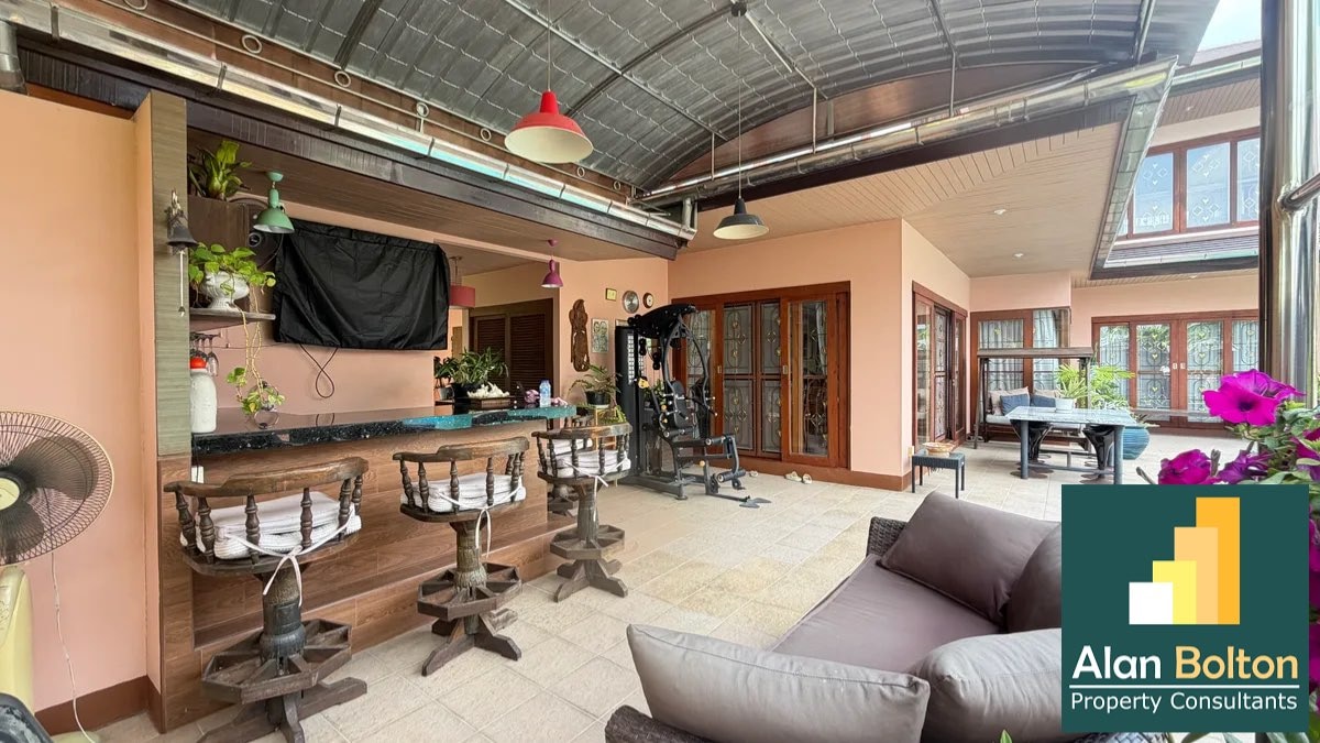 Pool Villa 4 Bedrooms 5 Bathrooms For Sale In Pheonix Glof Club photo 14
