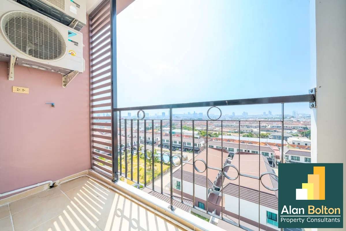 Fully Renovated Partial Ocean View 2 Bed 2 Bath Condo In East Pattaya photo 8