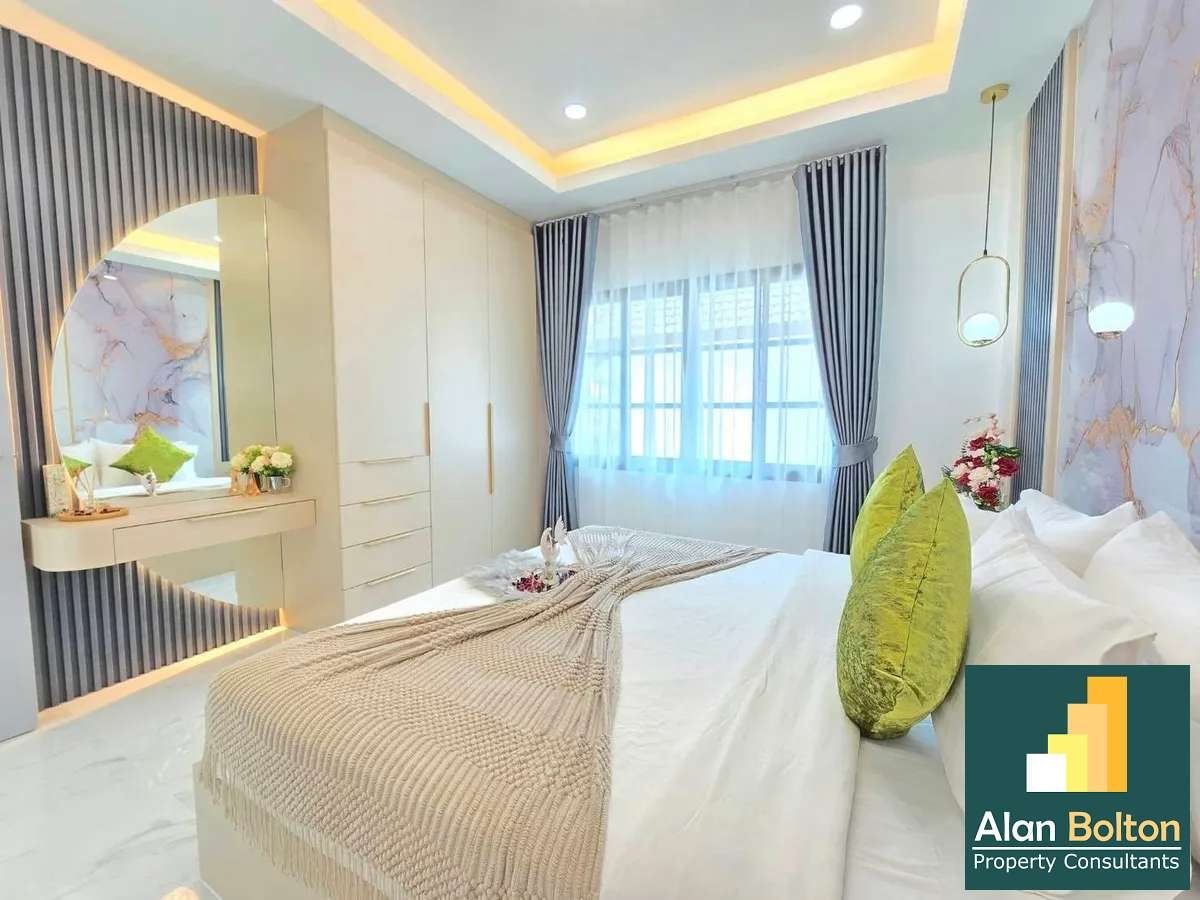 Brand New Pool Villa 4 Bedrooms 5 Bathrooms in Central Park 5 for SALE photo 9