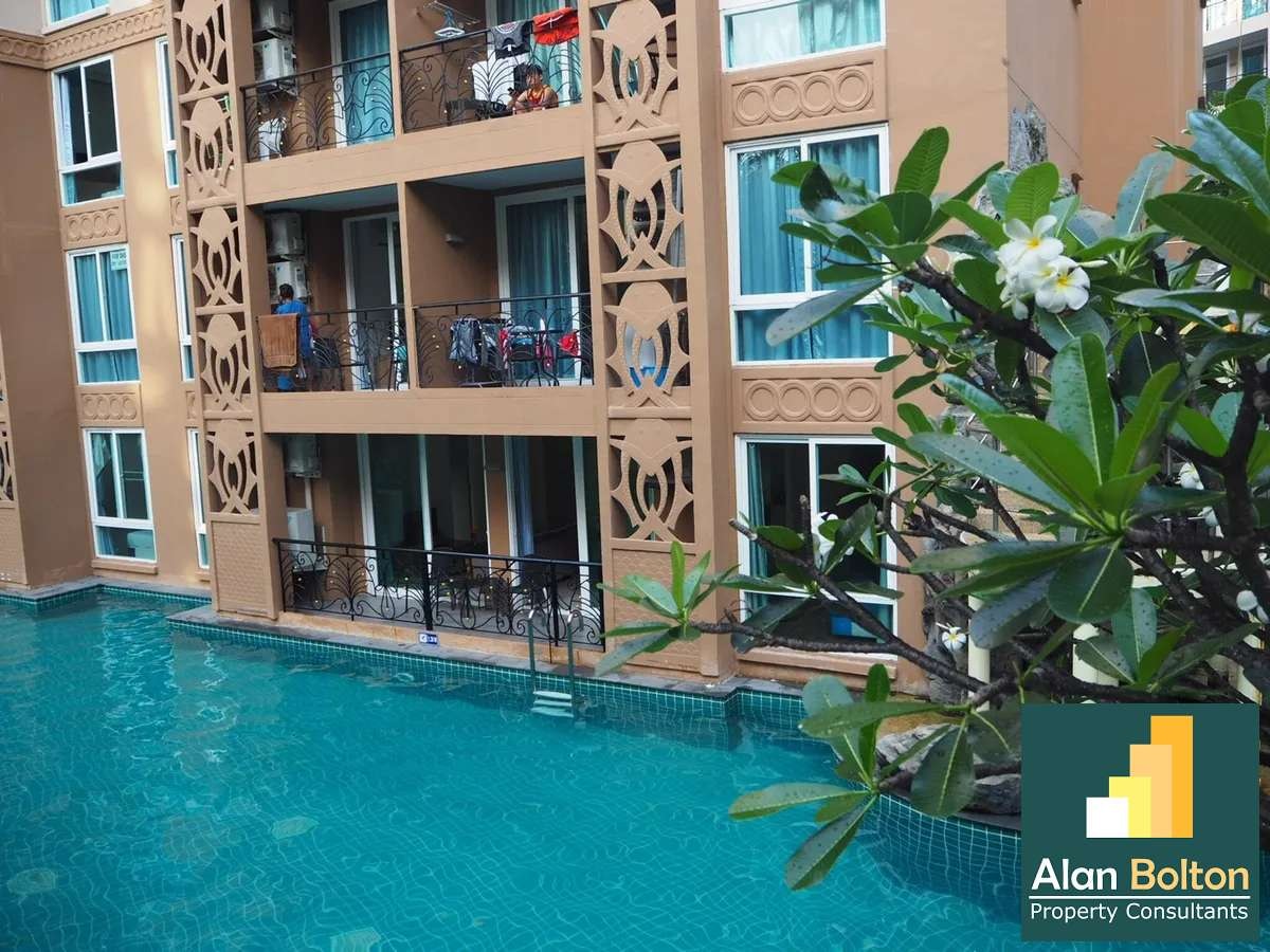 Two Bedroom Condo For Sale In Jomtien photo 12