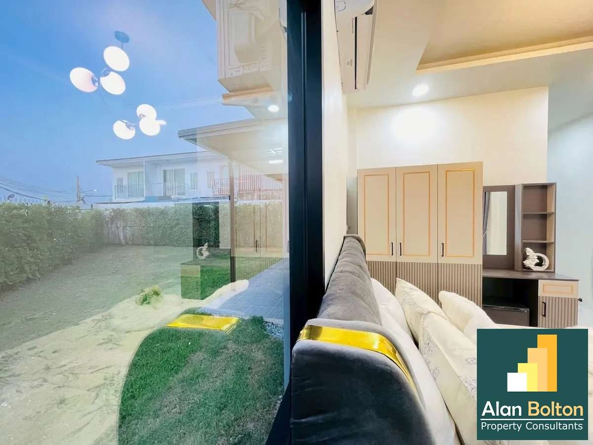 House for sale 3 Bedrooms 2 Bathrooms in East Pattaya photo 7