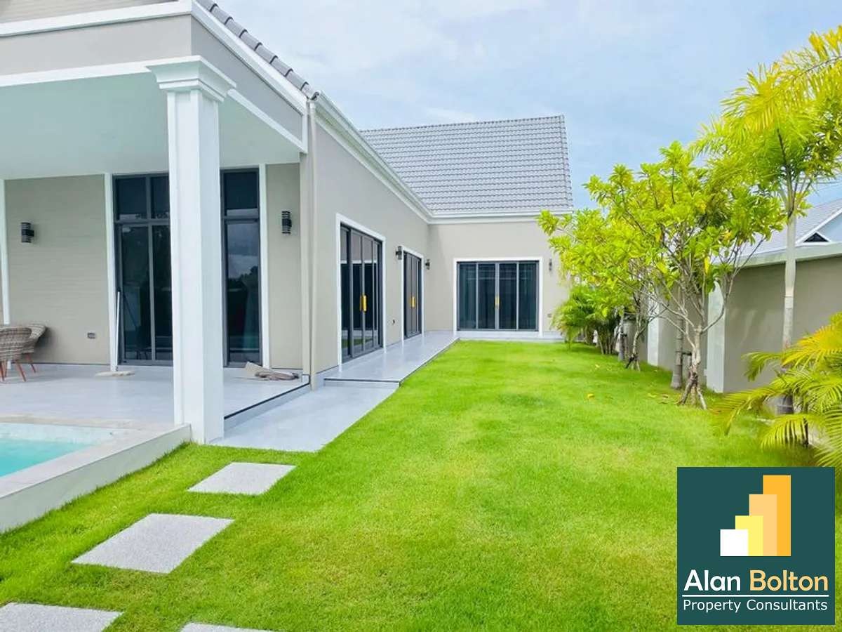 Brand New Pool Villa 3 bedrooms 4 bathrooms in Siam Country Club for SALE photo 4