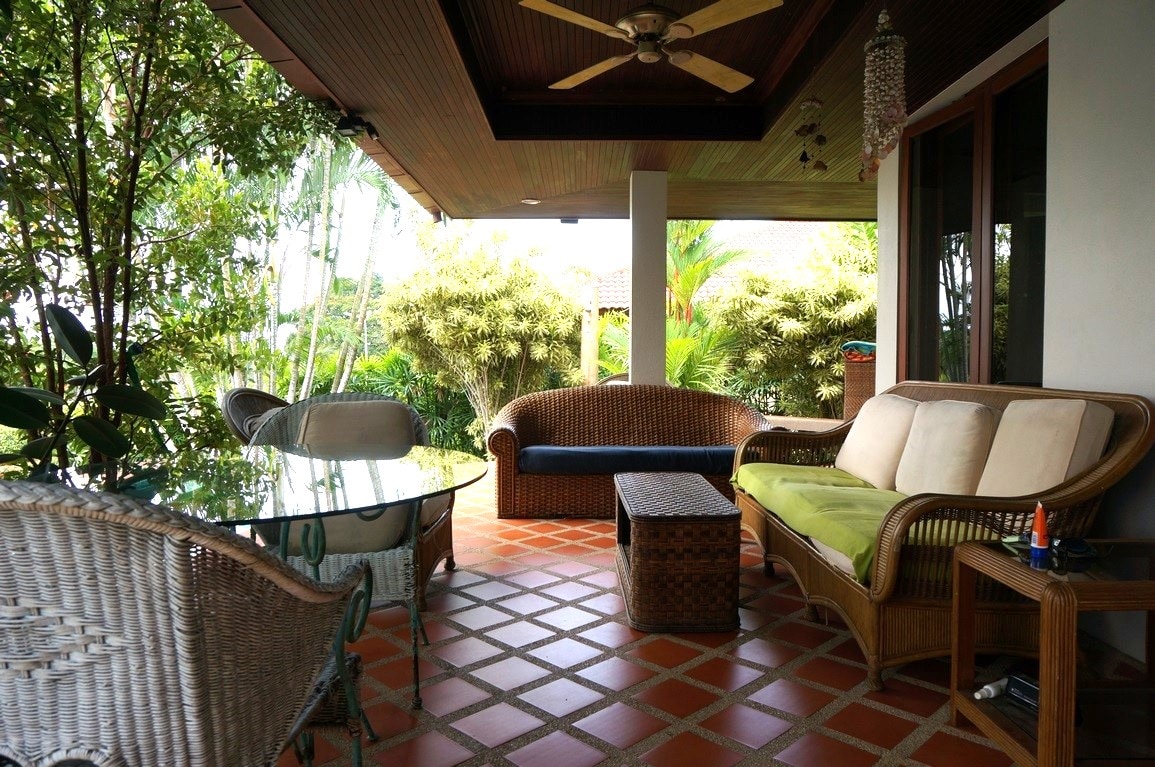Phoenix Golf Huai yai Pool Villa For Rent photo 18