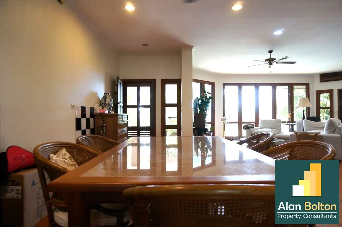 Phoenix Golf Huai yai Pool Villa For Rent photo 13