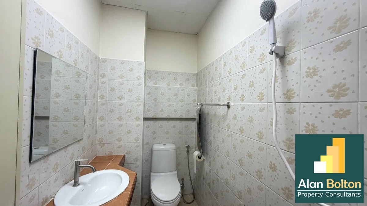 Studio Apartment for Rent in Soi Buakaw photo 10