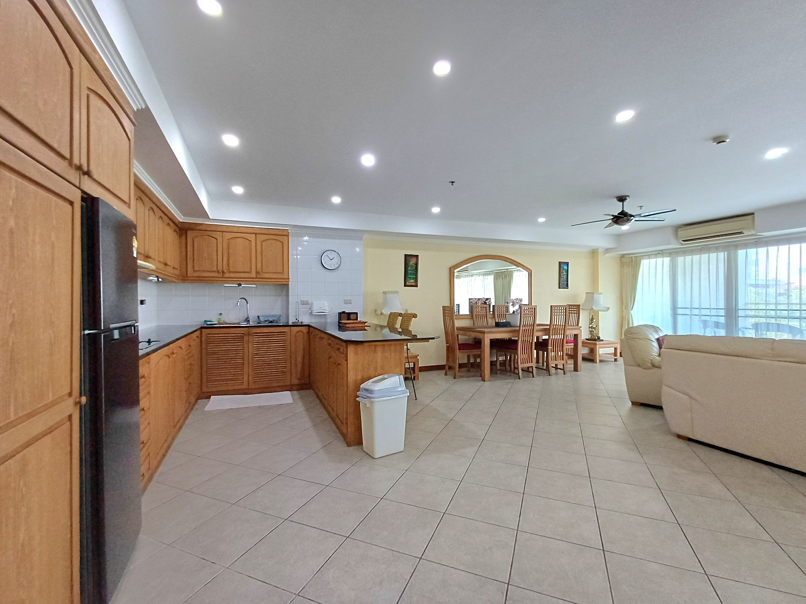 Modern Luxury Pool Villa 4 bedrooms 5 bathrooms near Mabprachan Lake for SALE photo 25