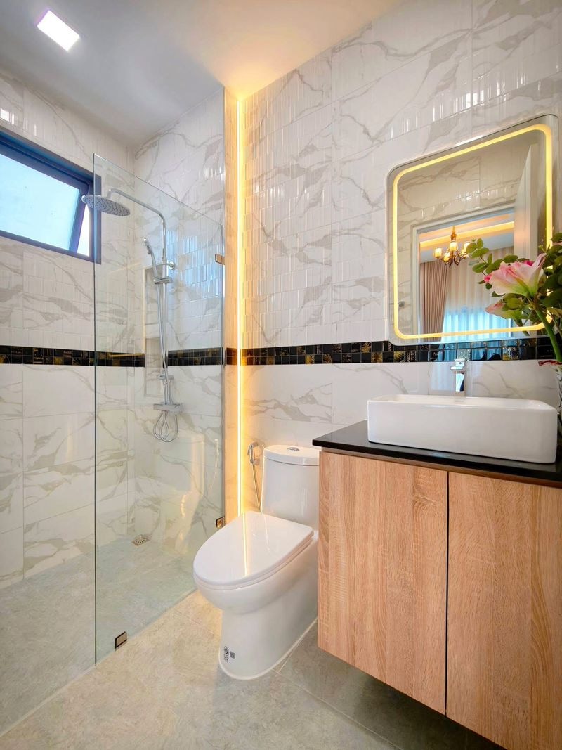 Modern Luxury Pool Villa 4 bedrooms 5 bathrooms near Mabprachan Lake for SALE photo 38