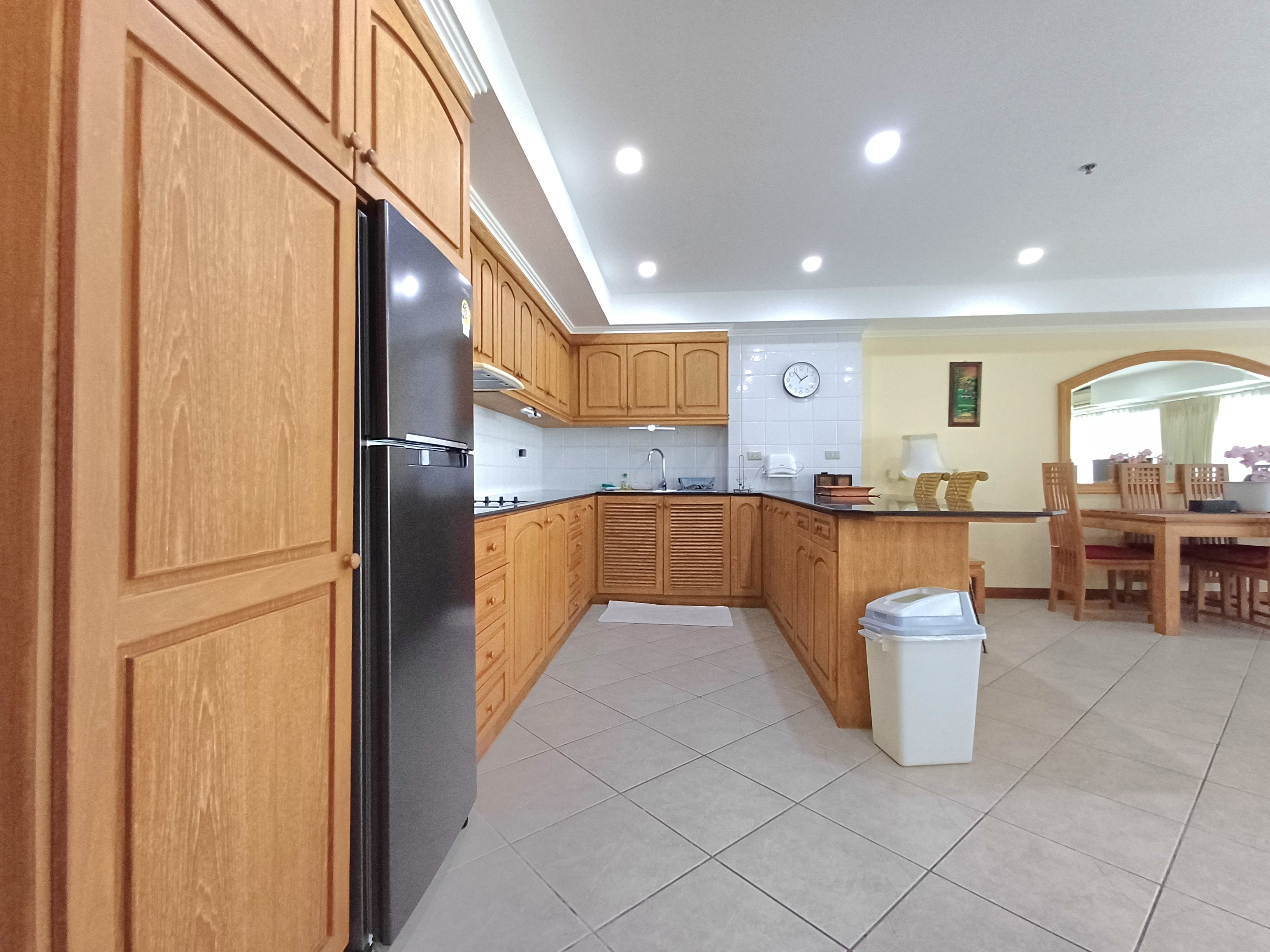 Modern Luxury Pool Villa 4 bedrooms 5 bathrooms near Mabprachan Lake for SALE photo 24