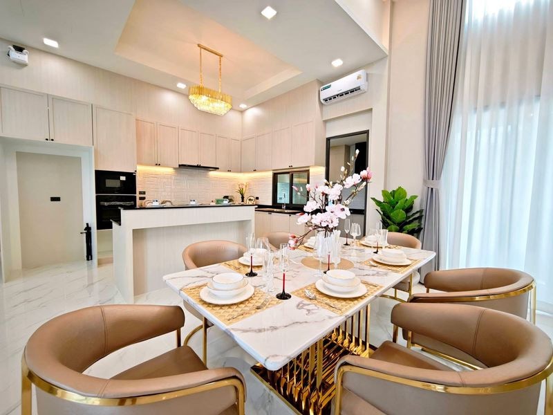 Modern Luxury Pool Villa 4 bedrooms 5 bathrooms near Mabprachan Lake for SALE photo 34