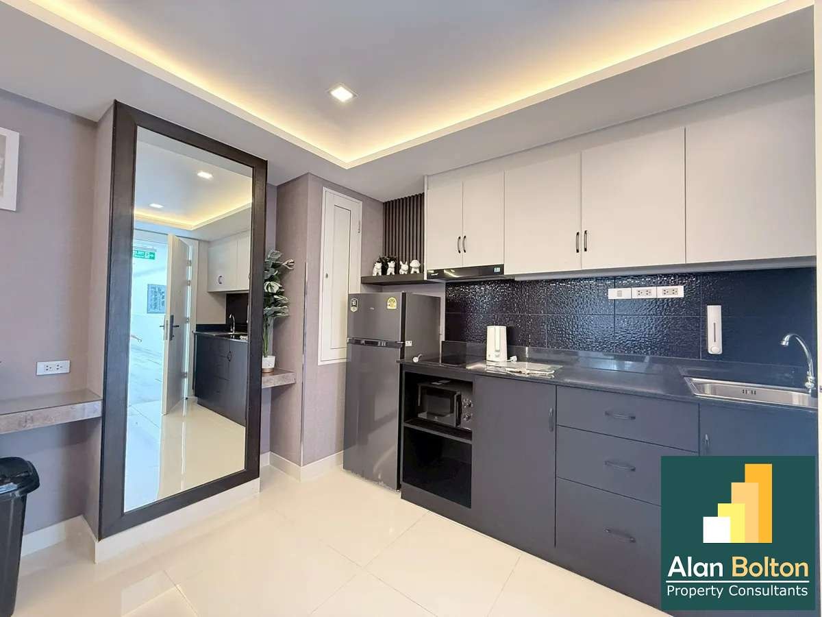 1 Bedroom 1 bathroom for rent in Pratumnak photo 9