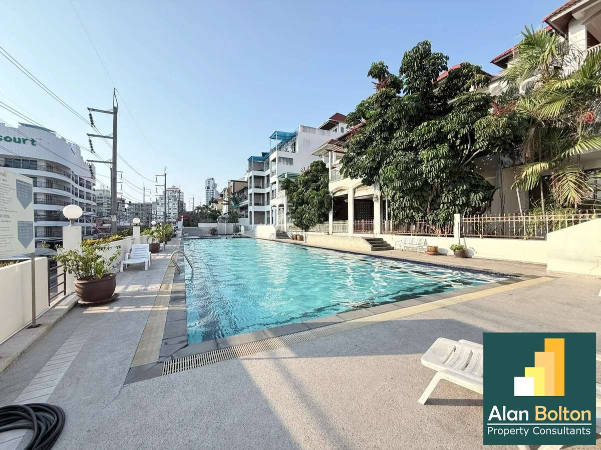 2 bedroom and private elevator in pratumnak photo 3