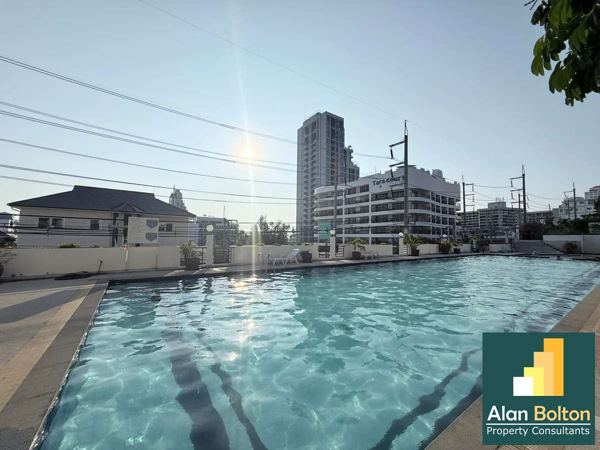2 bedroom and private elevator in pratumnak photo 13