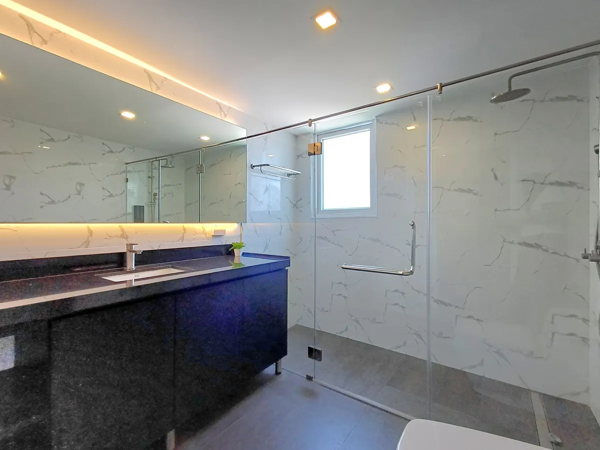 Brand New modern decoration 1 bed 1 bath in Pratamnak for RENT photo 23