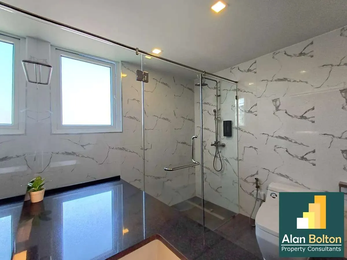 Brand New modern decoration 1 bed 1 bath in Pratamnak for RENT photo 9