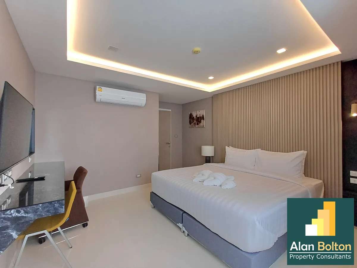 Brand New modern decoration 3 beds 3 baths in Pratamnak for RENT photo 4