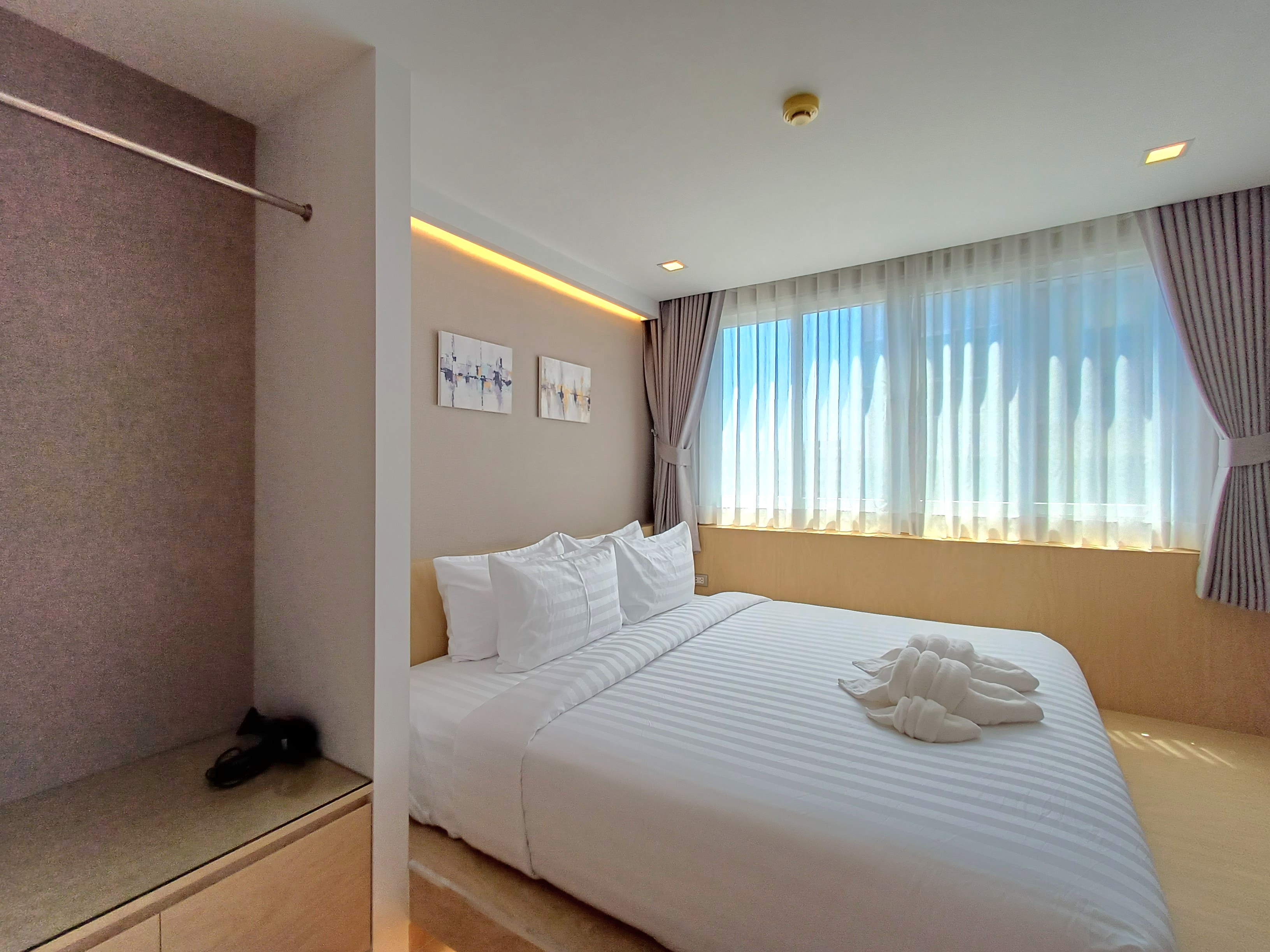 Brand New modern decoration 3 beds 3 baths in Pratamnak for RENT photo 45