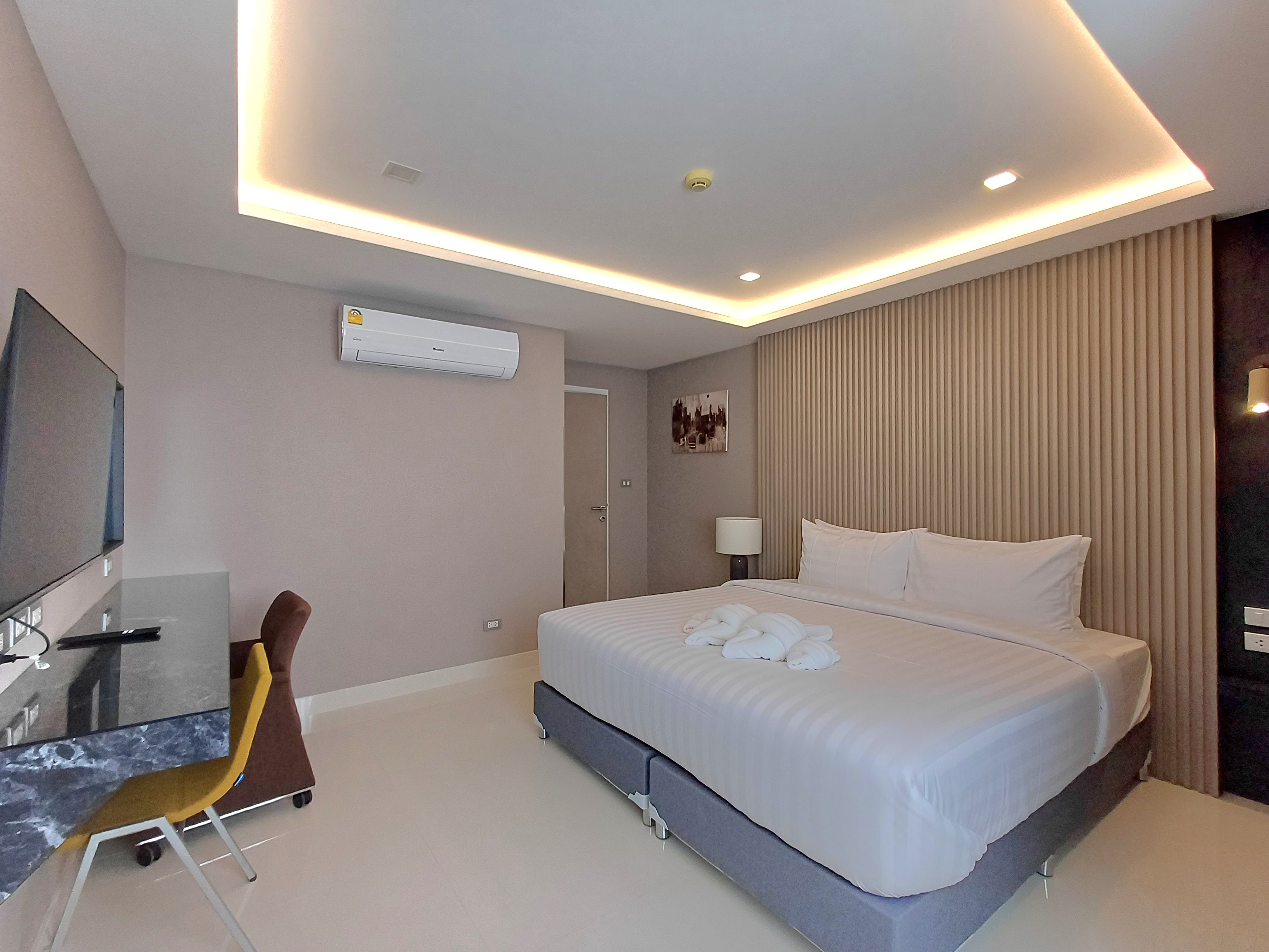 Brand New modern decoration 3 beds 3 baths in Pratamnak for RENT photo 43