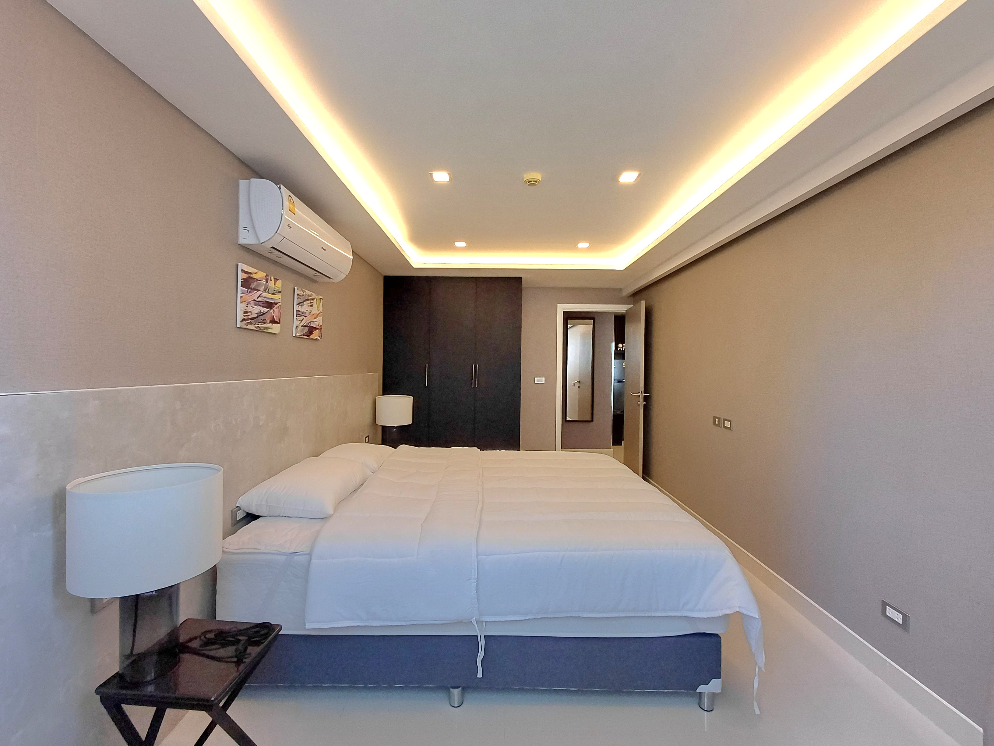 Brand New modern decoration 3 beds 3 baths in Pratamnak for RENT photo 33