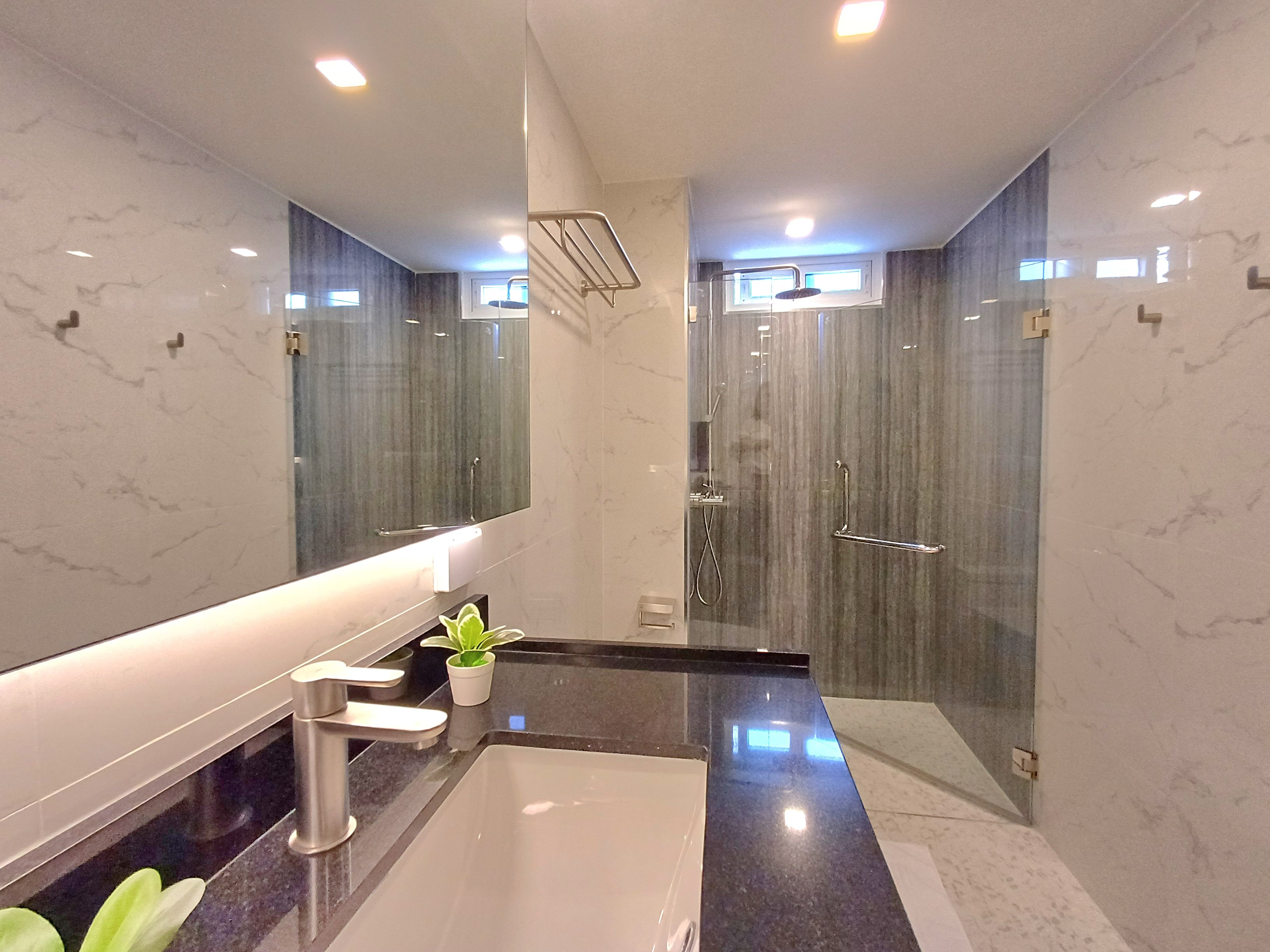 Brand New modern decoration 3 beds 3 baths in Pratamnak for RENT photo 50