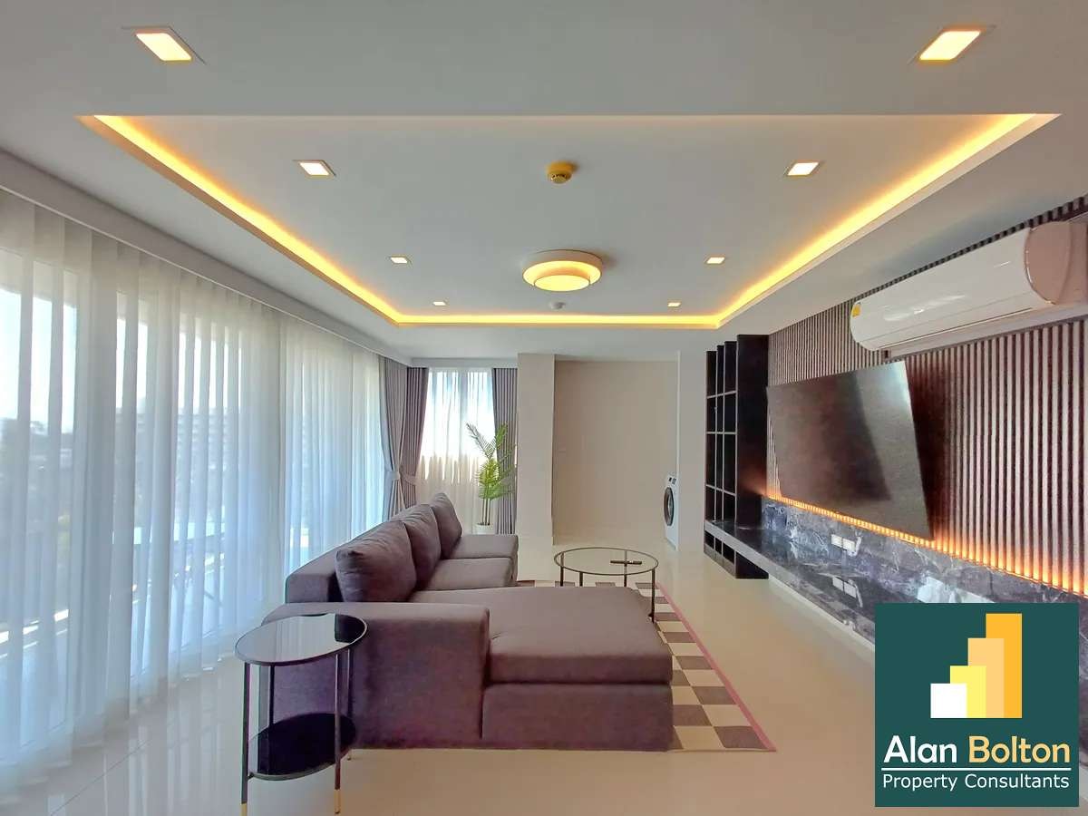 Brand New modern decoration 3 beds 3 baths in Pratamnak for RENT photo 15