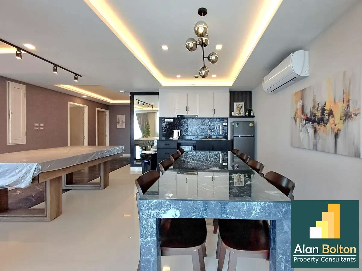 Brand New modern decoration 3 beds 3 baths in Pratamnak for RENT photo 13