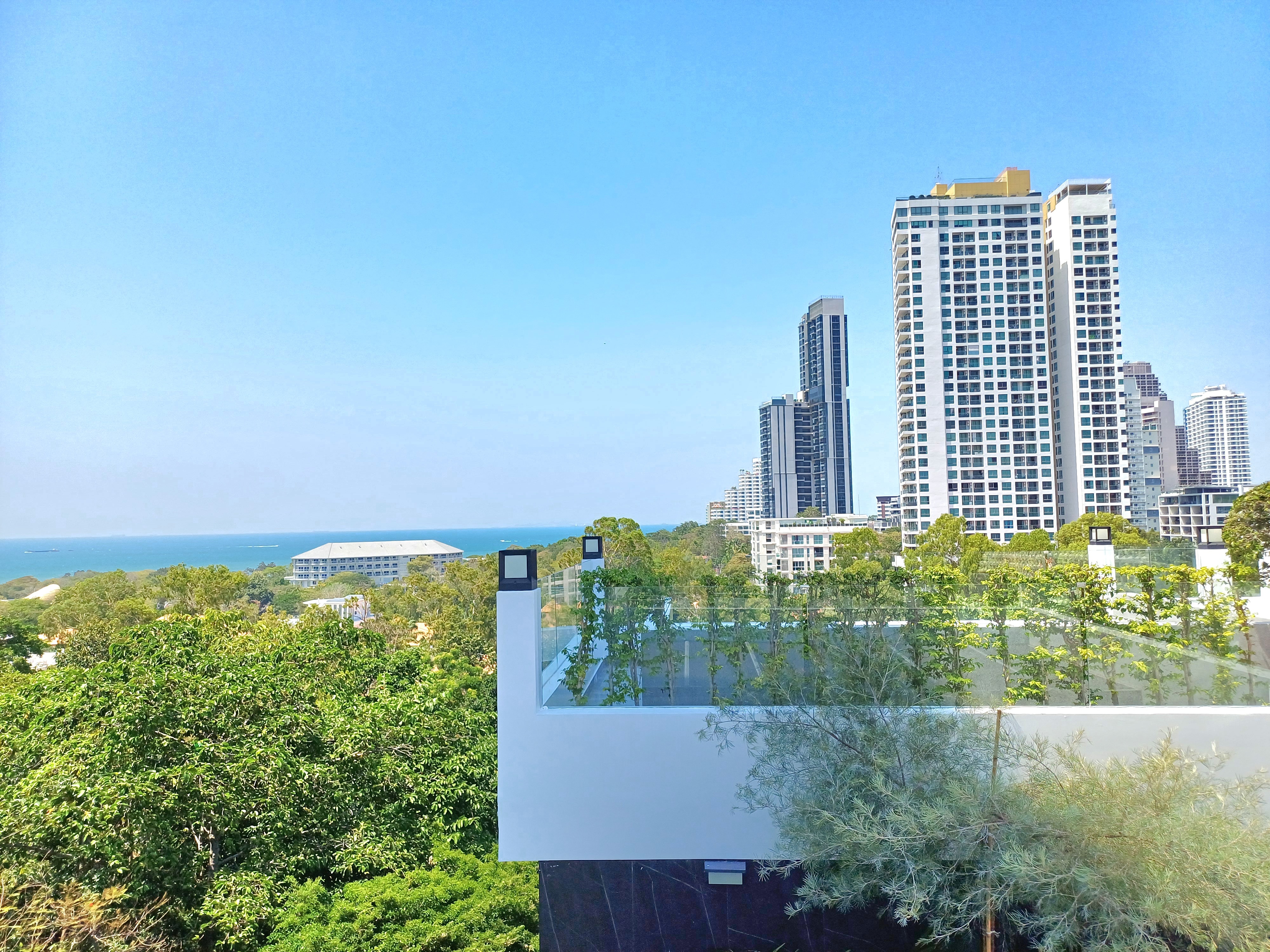 Brand New modern decoration 3 beds 3 baths in Pratamnak for RENT photo 21