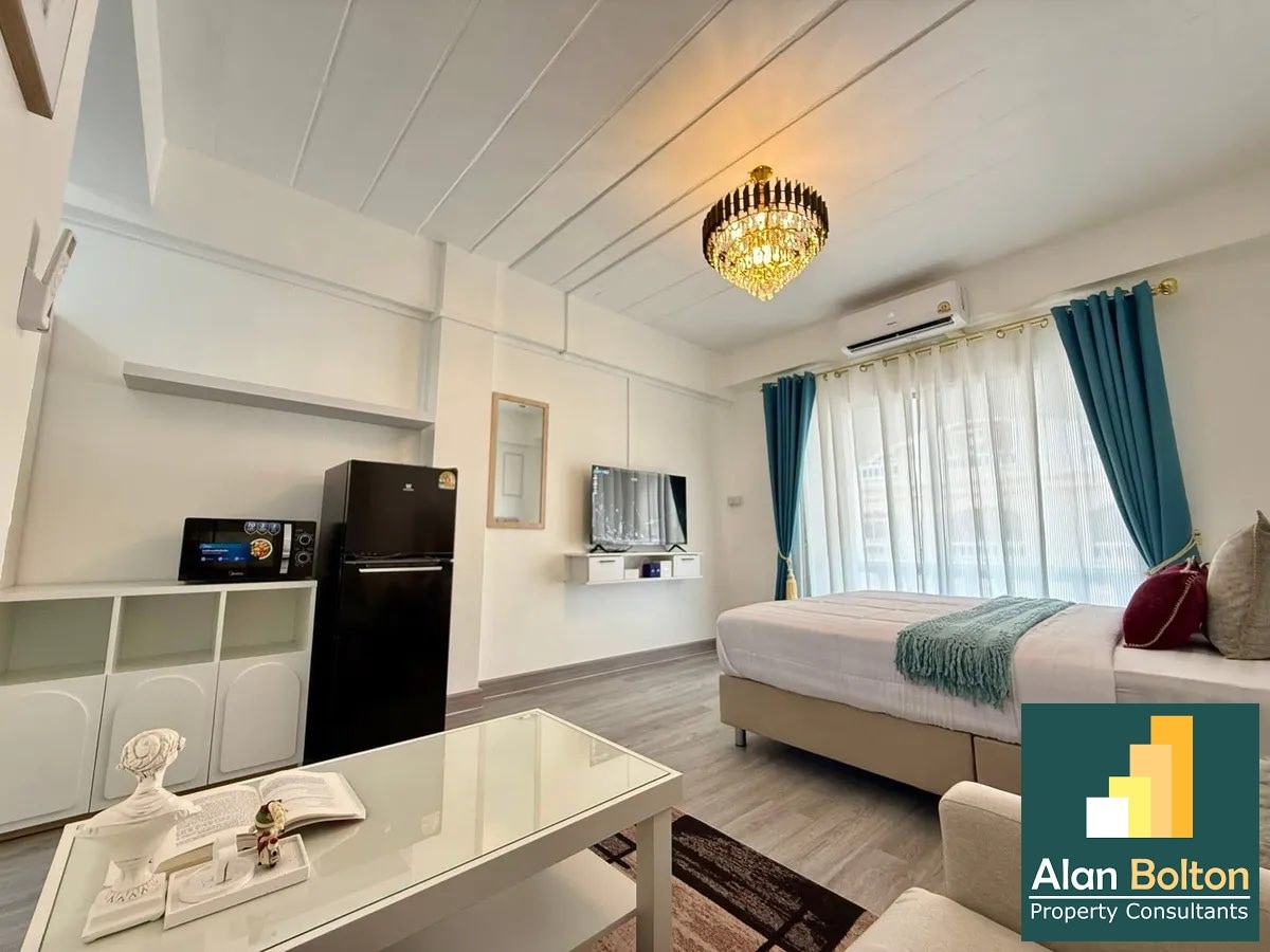 Studio 1 Bathroom in Central Pattaya photo 8