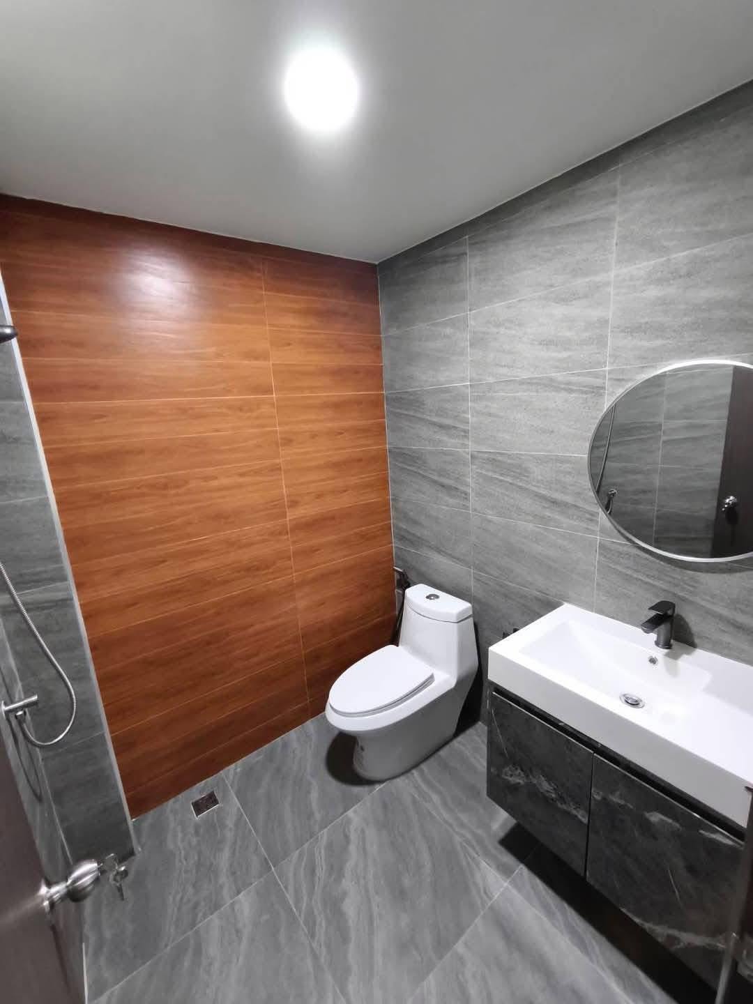 Newly Renovation Townhouse 3 story 4 beds 5 baths in Pratamnak for RENT photo 19