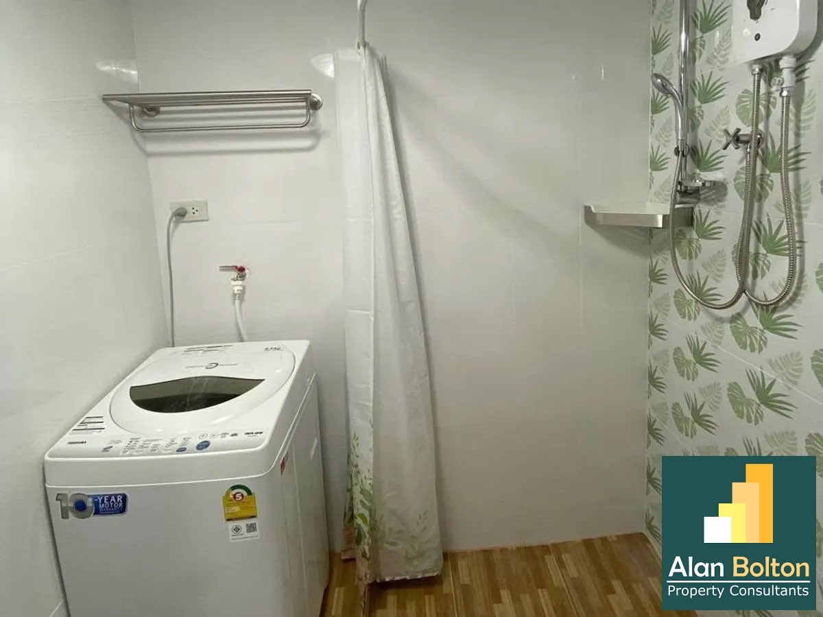 Studio 1 Bathroom in Central Pattaya photo 15
