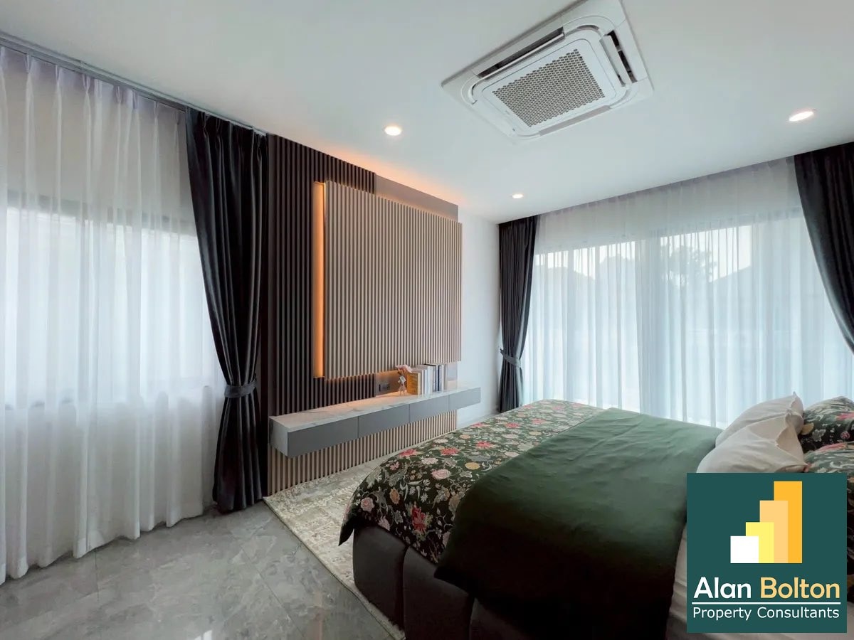 Pool Villa 5 Bedrooms 6 Bathrooms in Jomtien photo 8