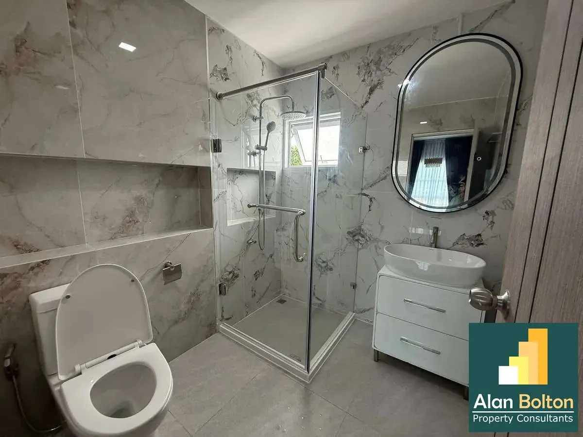 Modern Style Pool Villa 5 beds 5 baths in East Pattaya for SALE/RENT photo 12