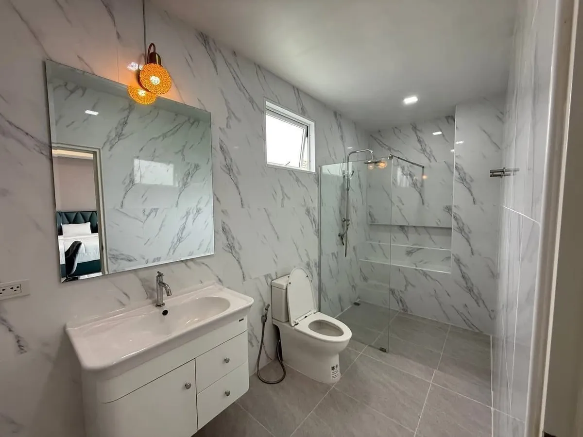 Modern Style Pool Villa 5 beds 5 baths in East Pattaya for SALE/RENT photo 17