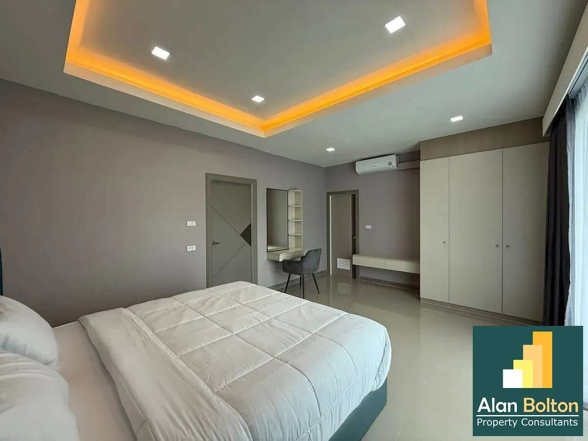 Modern Style Pool Villa 5 beds 5 baths in East Pattaya for SALE/RENT photo 19