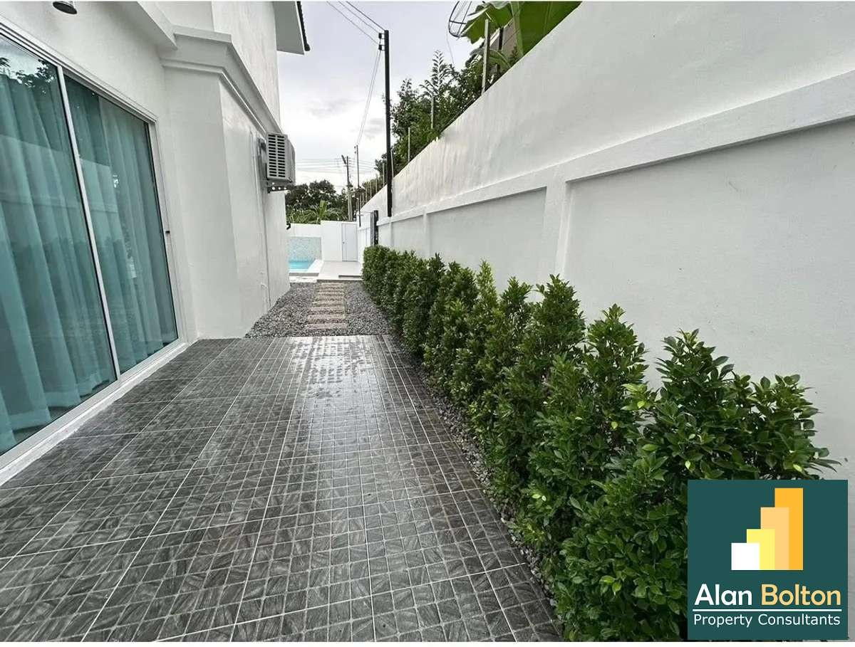 Modern Style Pool Villa 5 beds 5 baths in East Pattaya for SALE/RENT photo 15