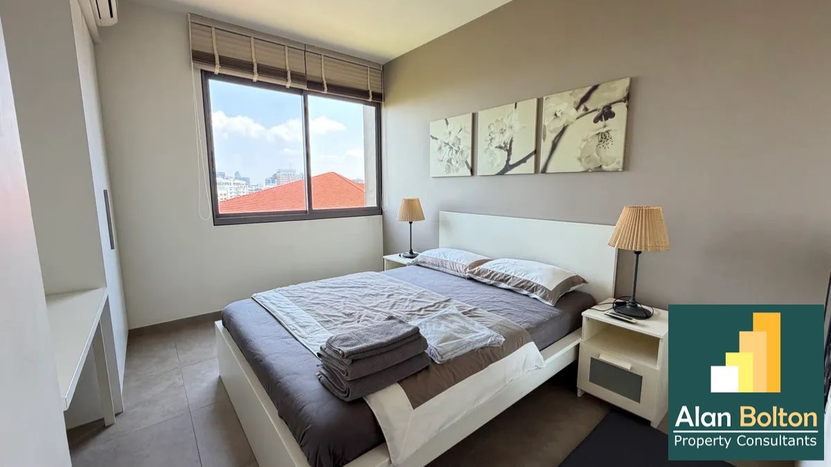 Great view two bedroom Condominium For Sale In Prahtamnak photo 11